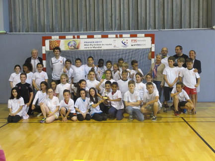 Les participants au challenge des Mini-Experts 2016 Handball