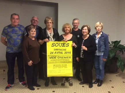 vide grenier des chanteurs de soues
